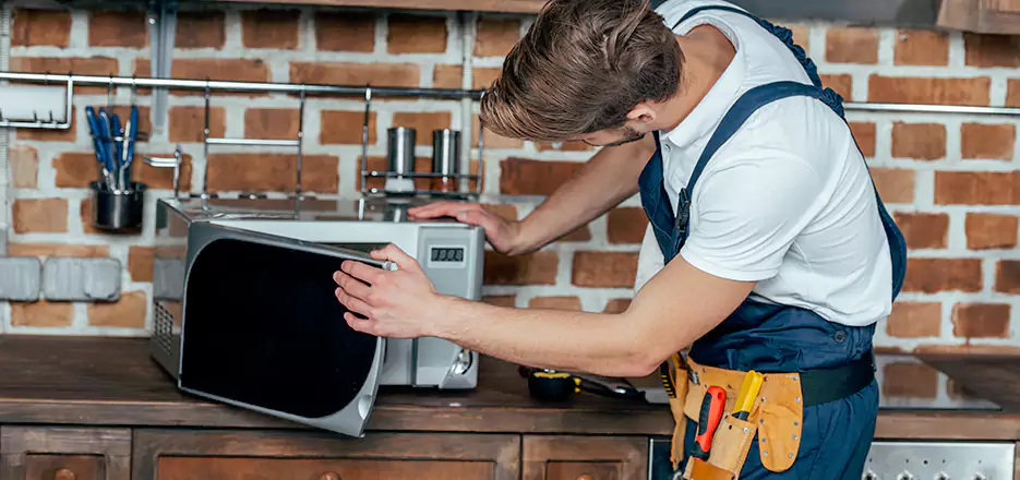 In-Home Microwave Repair in Stratford